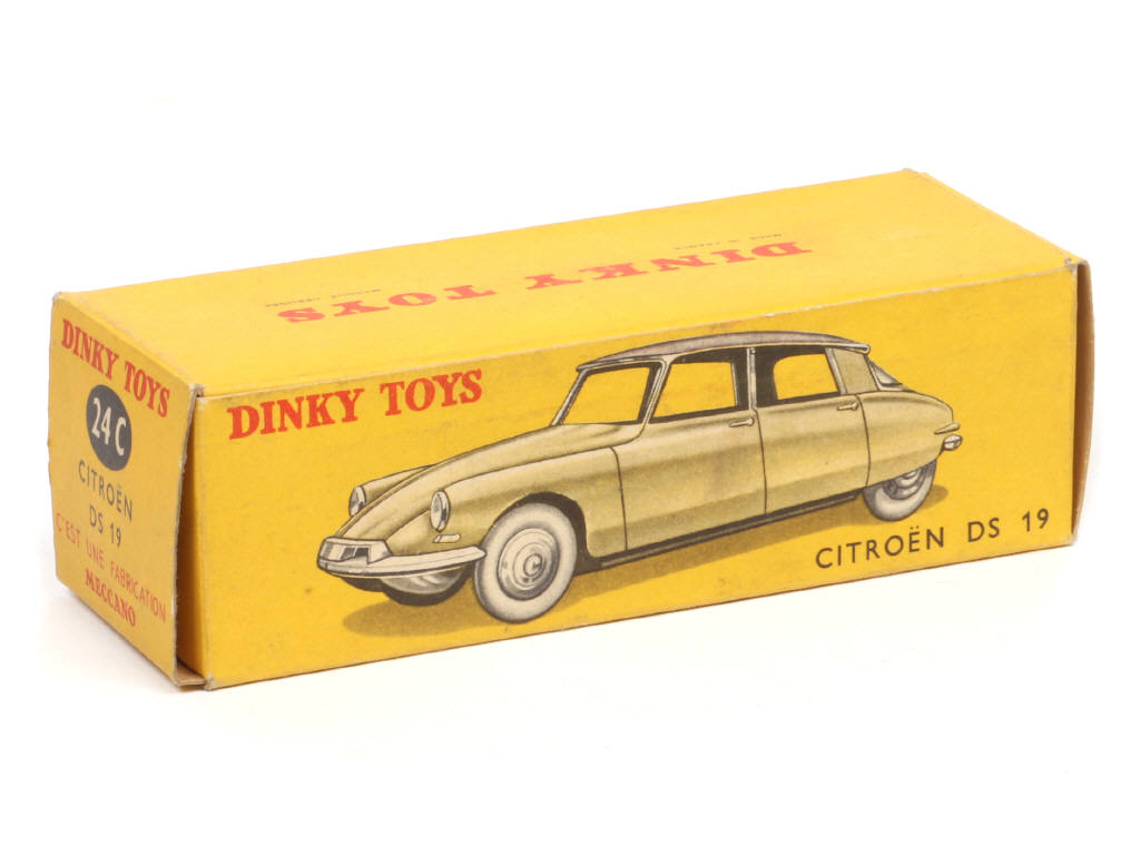 Lot 225 - DINKY TOYS (FRANCE) (1)