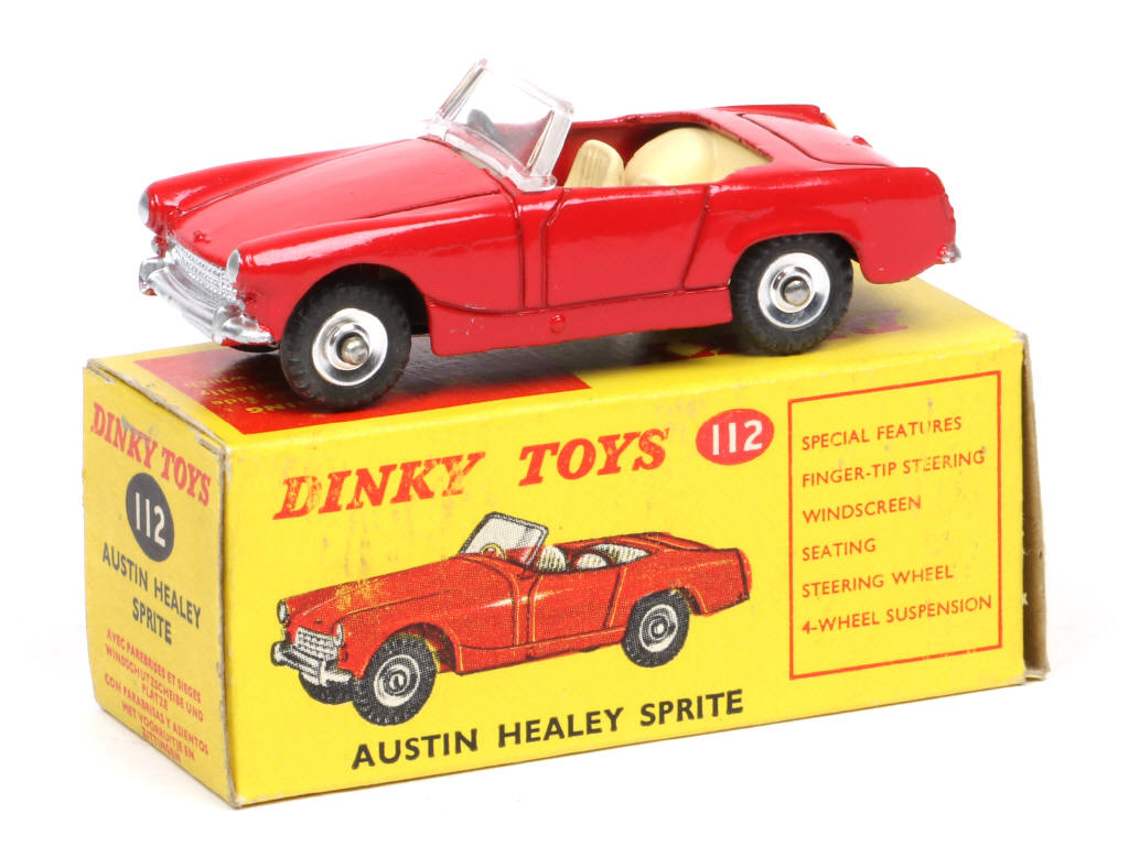 Lot 164 - DINKY TOYS (GB) (1)