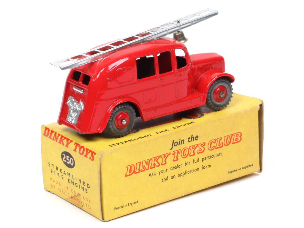 Lot 180 - DINKY TOYS (GB) (1)