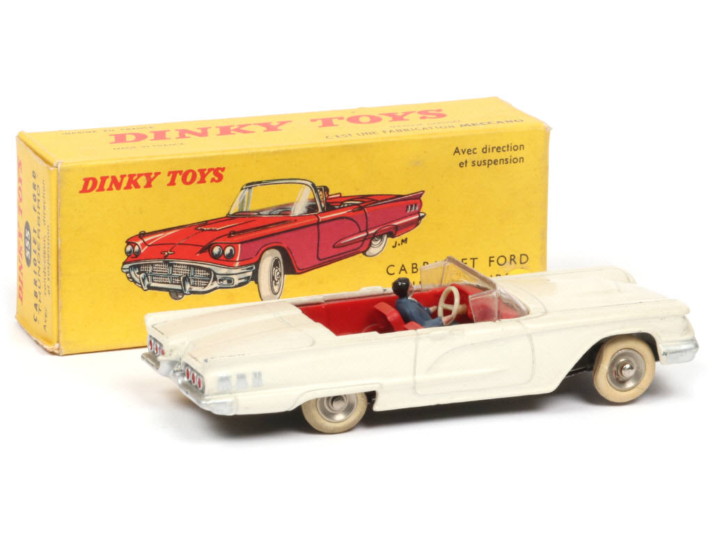 Lot 243 - DINKY TOYS (FRANCE) (1)