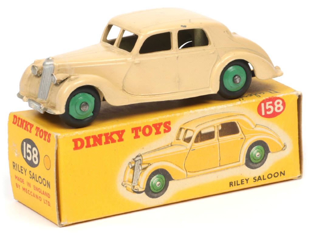 Lot 176 - DINKY TOYS (GB) (1)