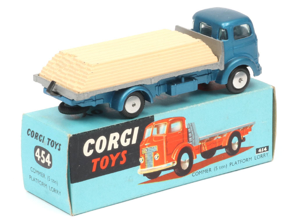 Lot 157 - CORGI TOYS (GB) (1)