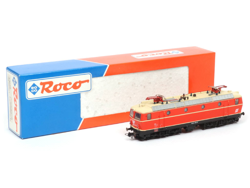 Lot 42 - ROCO 'HO' (AUTRICHE) (1)