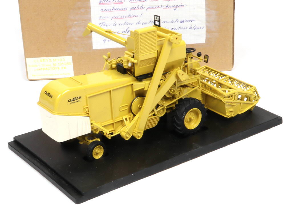 Lot 75 - TRACTOYS (FRANCE) (1)