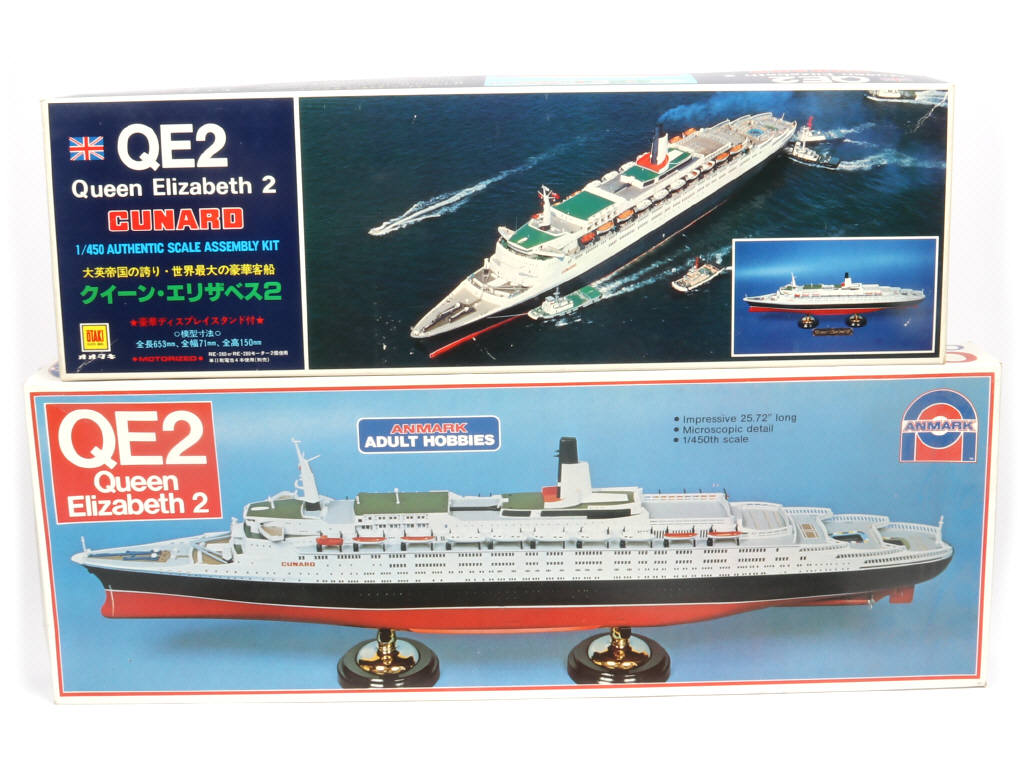 Lot 70 - DIVERS (2)