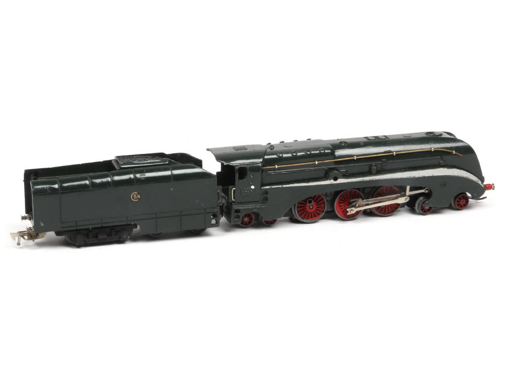 Lot 5 - JEP 'HO' (FRANCE) (1)