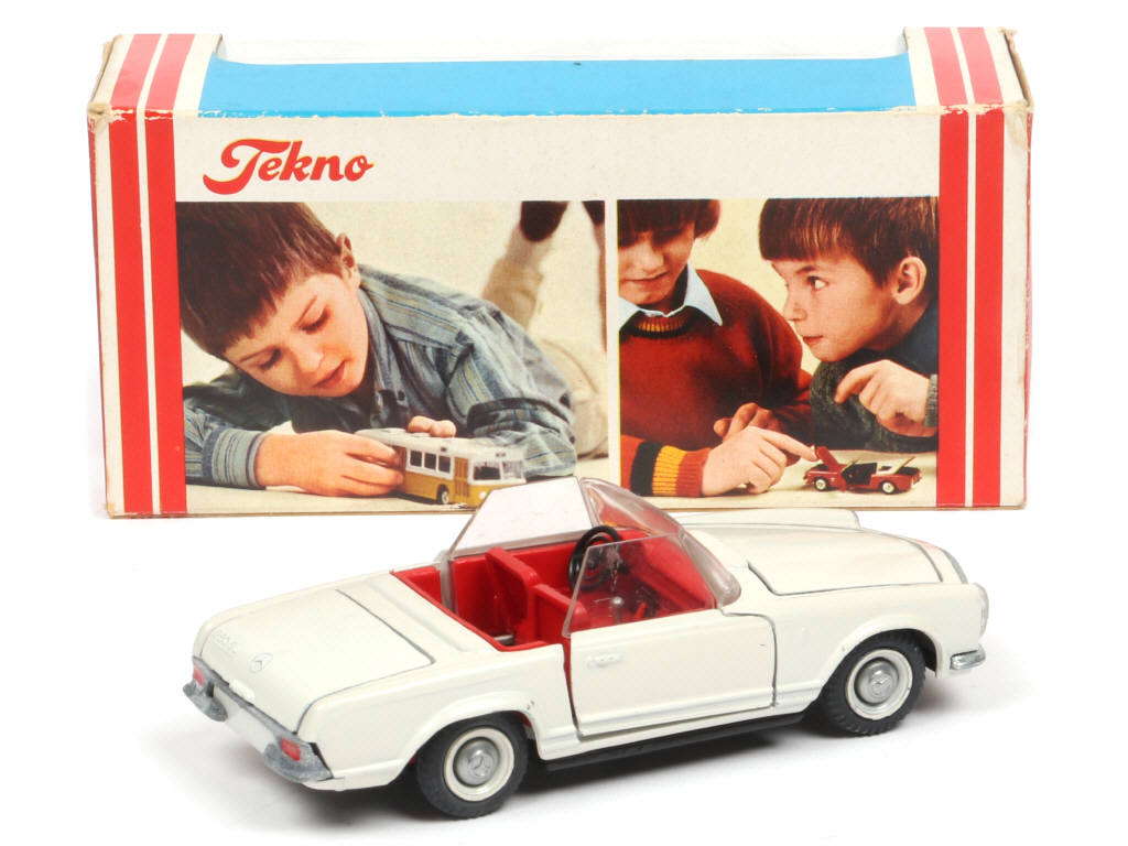 Lot 70 - TEKNO (DANEMARK) (1)