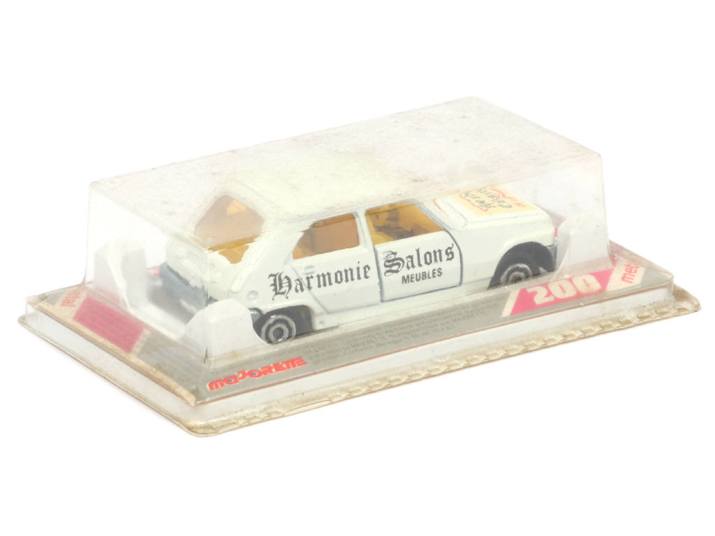Lot 101 - MAJORETTE (FRANCE) (1)