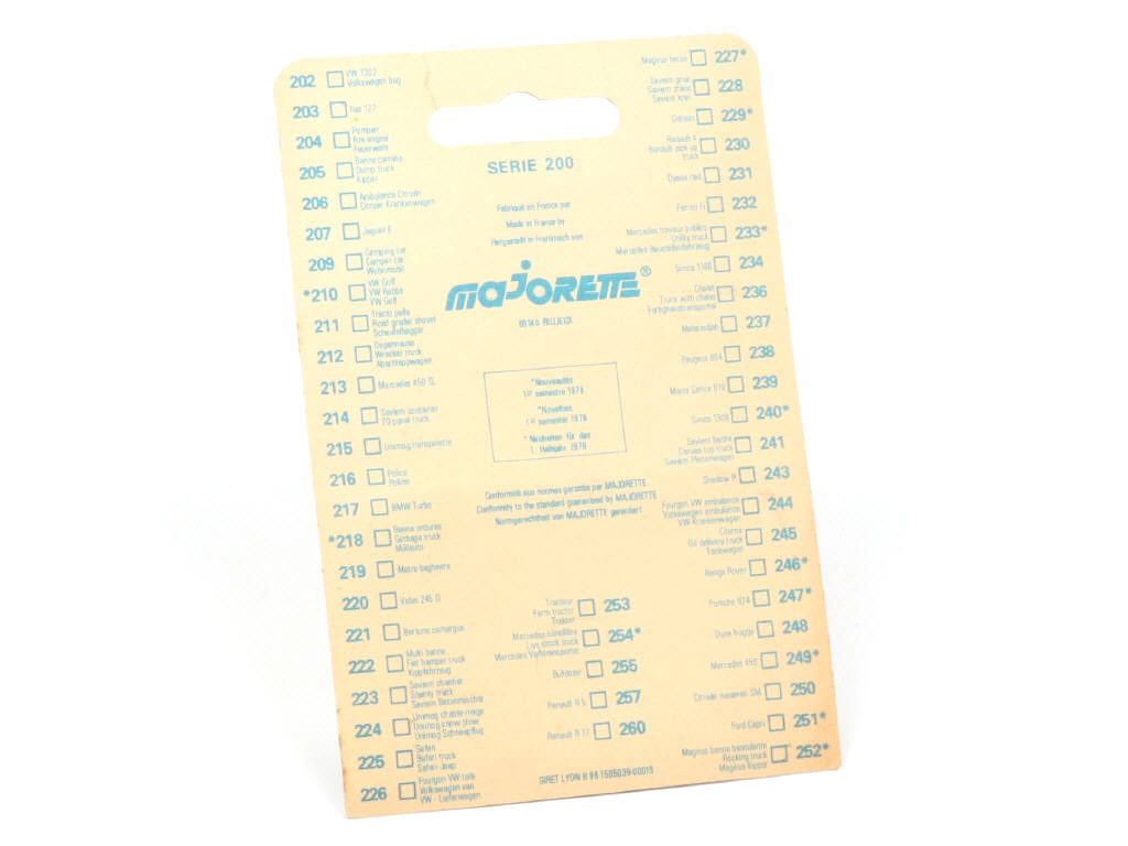 Lot 83 - MAJORETTE (FRANCE) (1)