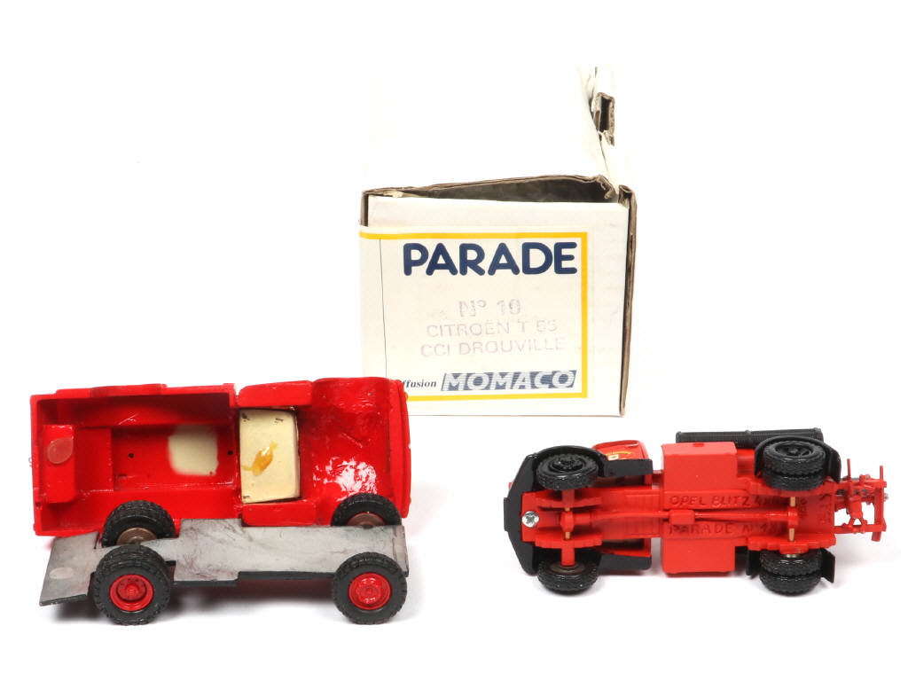 Lot 102 - PARADE (FRANCE) (2)