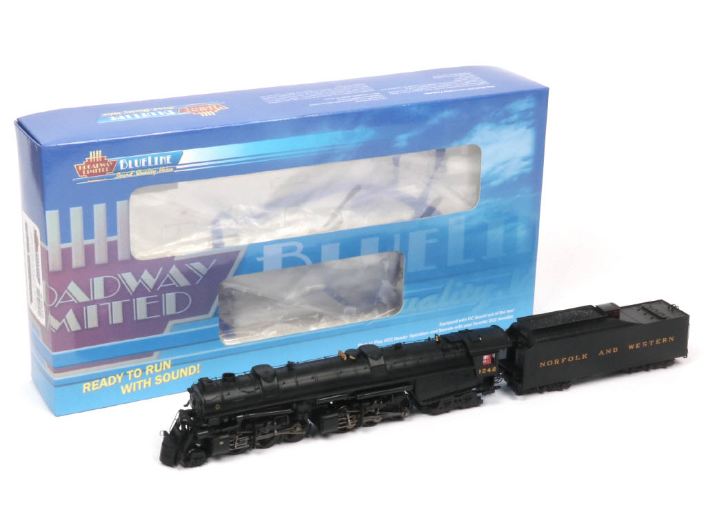 Lot 82 - BROADWAY LIMITED (USA) (1)