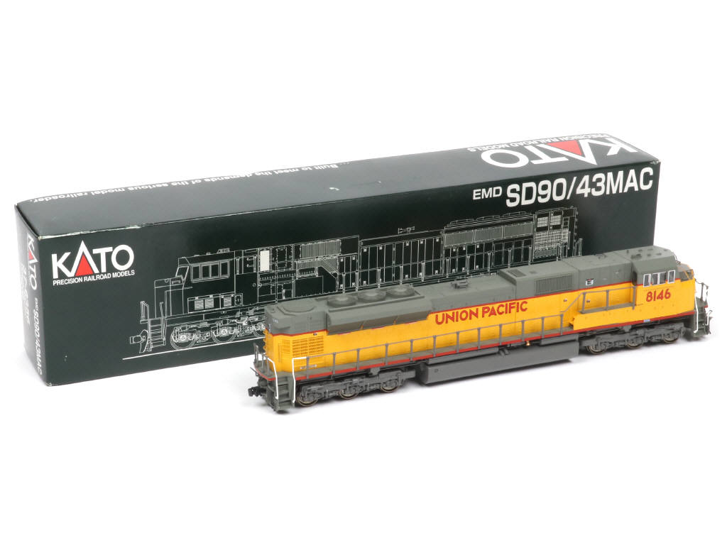 Lot 136 - KATO INC 'HO' (USA) (1)