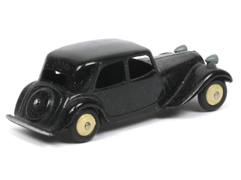 Lot 269 - DINKY TOYS (FRANCE) (1)