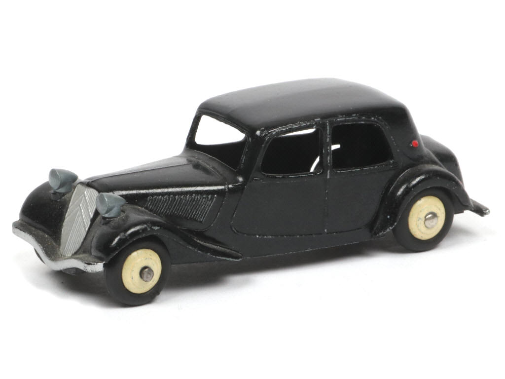 Lot 268 - DINKY TOYS (FRANCE) (1)