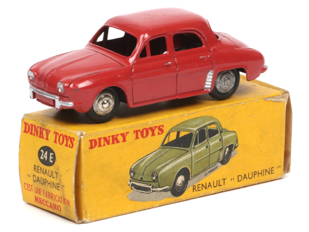 Lot 285 - DINKY TOYS (FRANCE) (1)