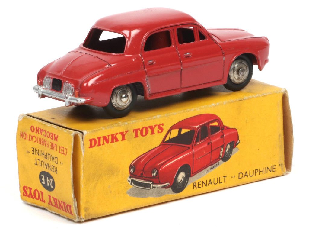 Lot 285 - DINKY TOYS (FRANCE) (1)
