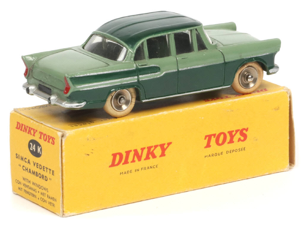 Lot 286 - DINKY TOYS (FRANCE) (1)