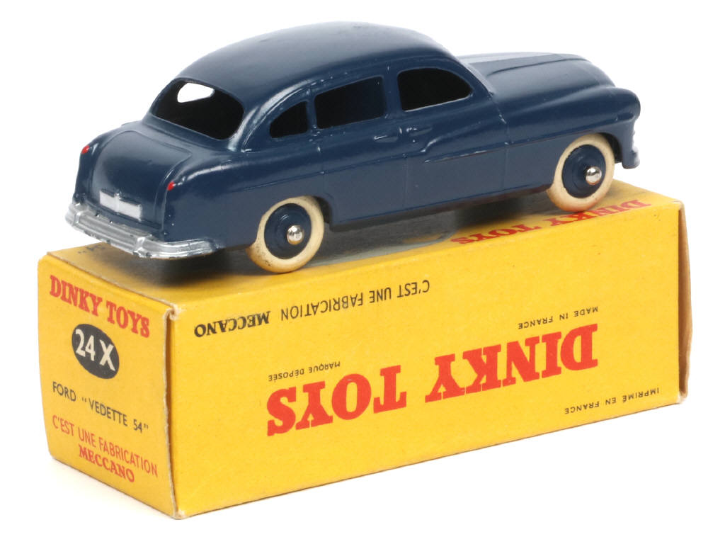 Lot 300 - DINKY TOYS (FRANCE) (1)