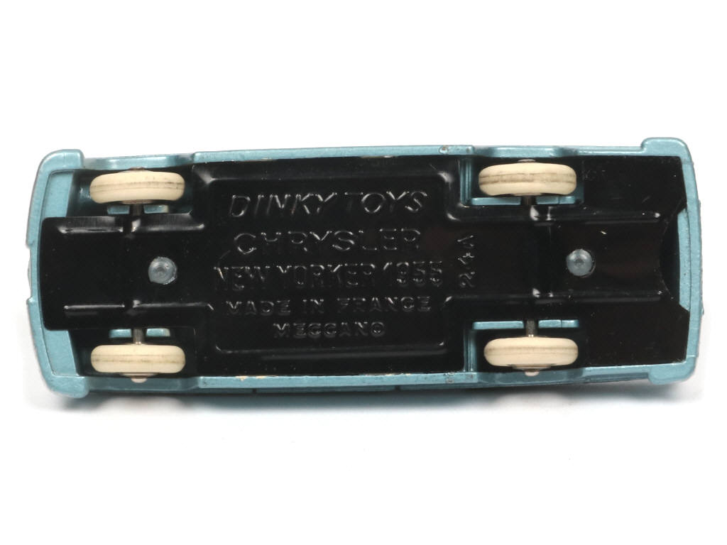 Lot 278 - DINKY TOYS (FRANCE) (1)