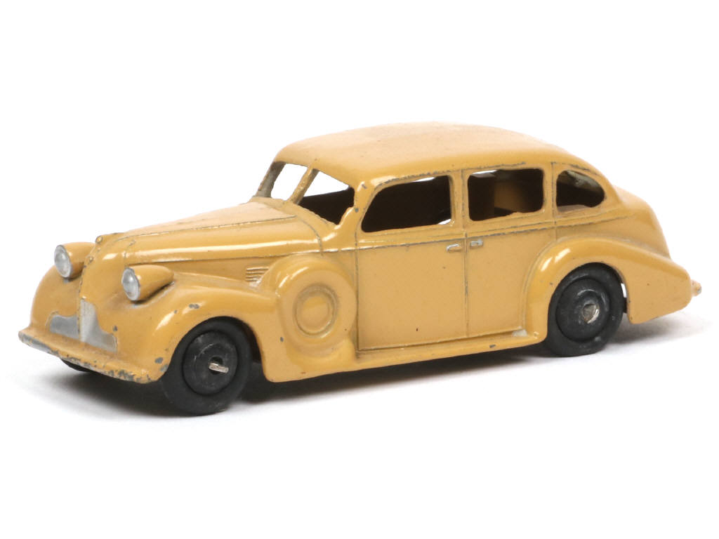 Lot 402 - DINKY TOYS (GB) (1)