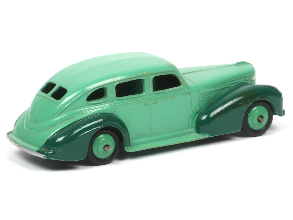 Lot 409 - DINKY TOYS (GB) (1)