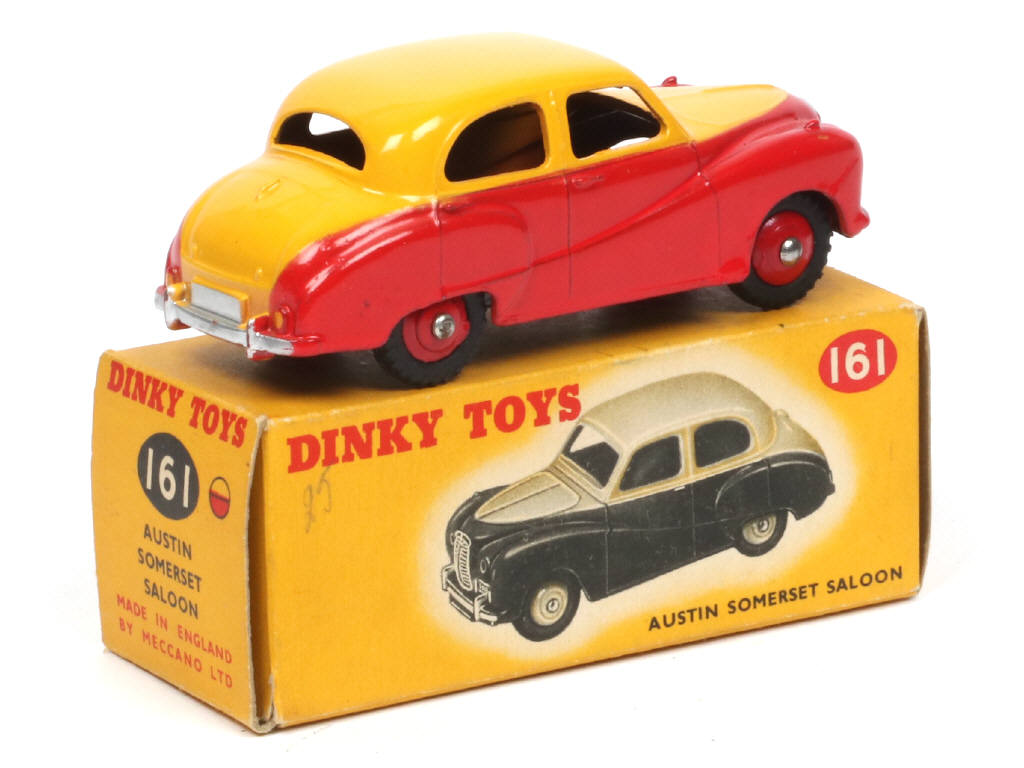 Lot 443 - DINKY TOYS (GB) (1)