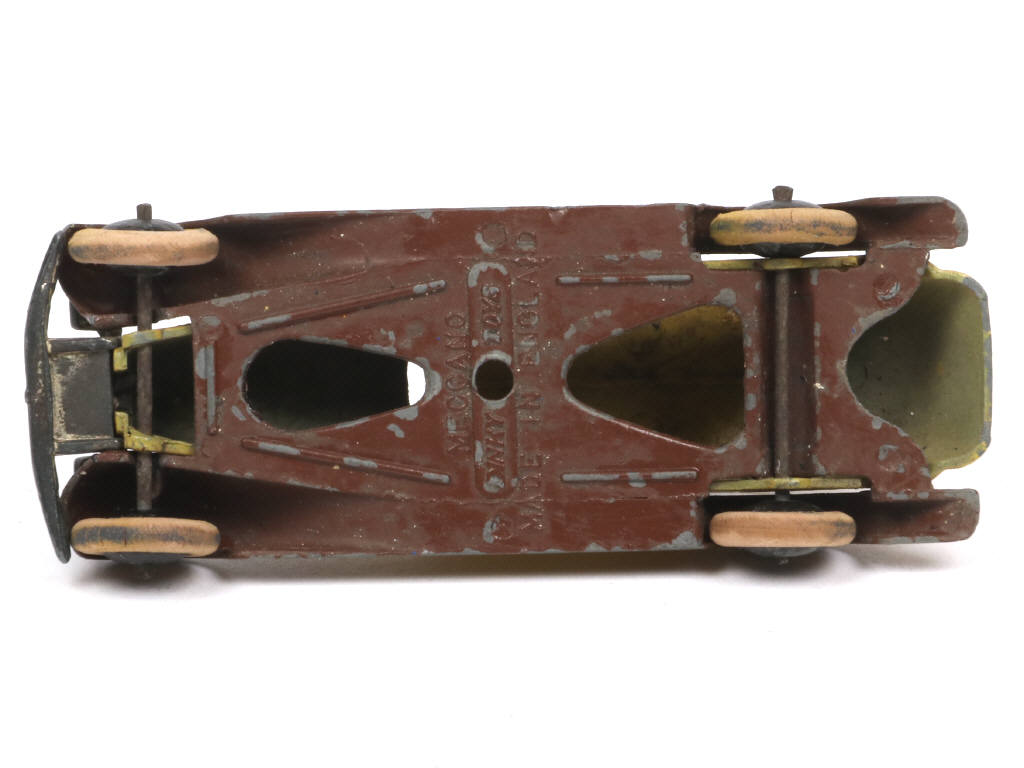 Lot 338 - DINKY TOYS (GB) (1)