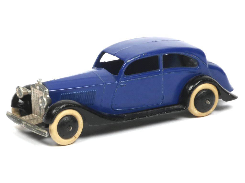 Lot 331 - DINKY TOYS (GB) (1)