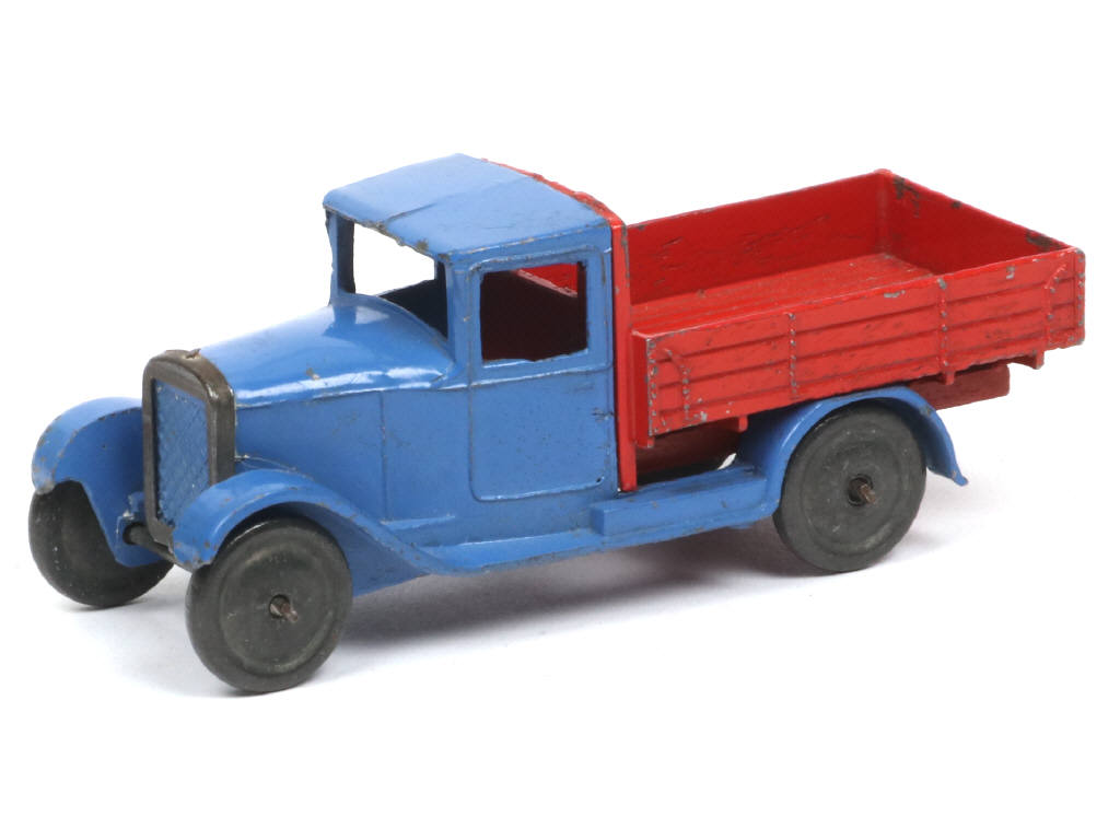 Lot 313 - DINKY TOYS (GB) (1)