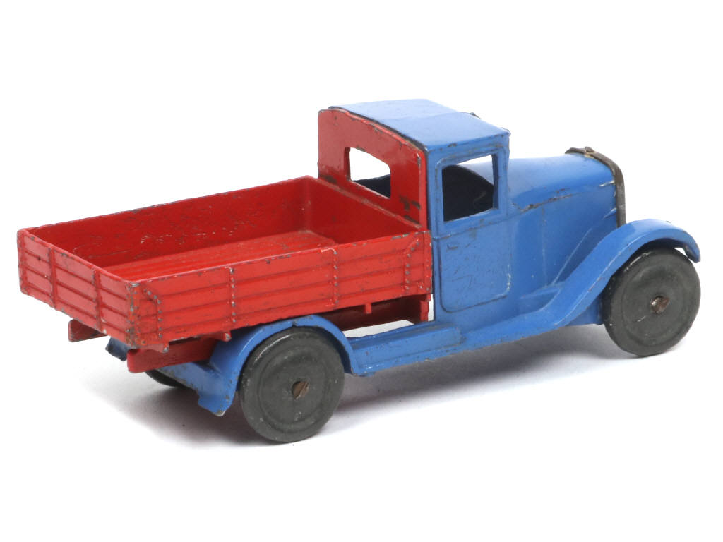 Lot 313 - DINKY TOYS (GB) (1)