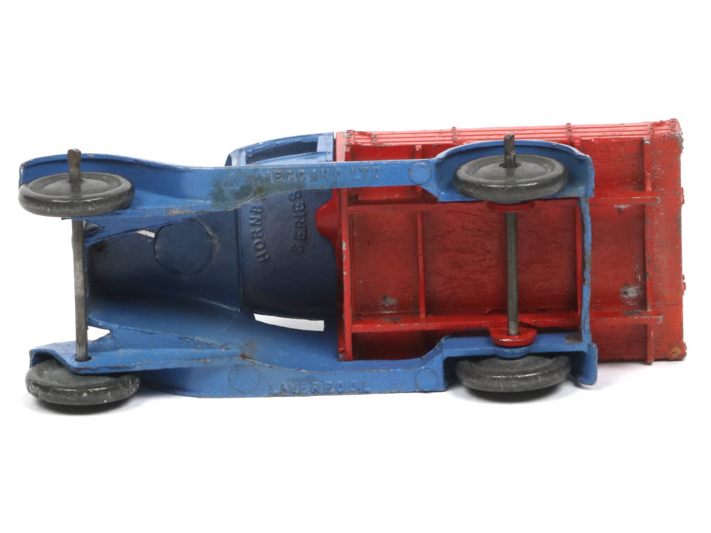 Lot 313 - DINKY TOYS (GB) (1)