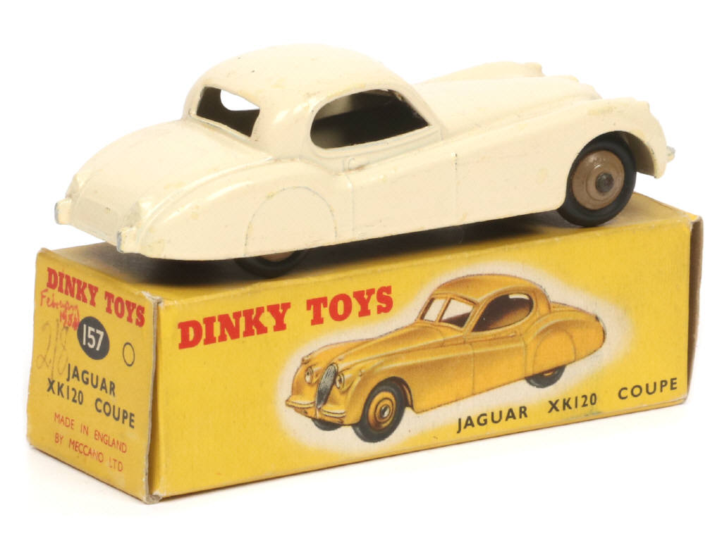 Lot 436 - DINKY TOYS (GB) (1)