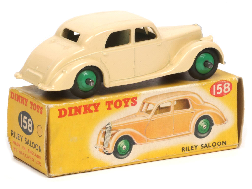 Lot 438 - DINKY TOYS (GB) (1)