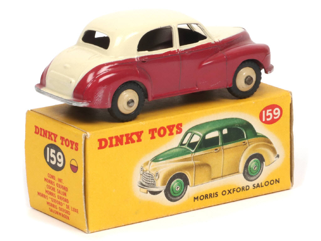 Lot 439 - DINKY TOYS (GB) (1)
