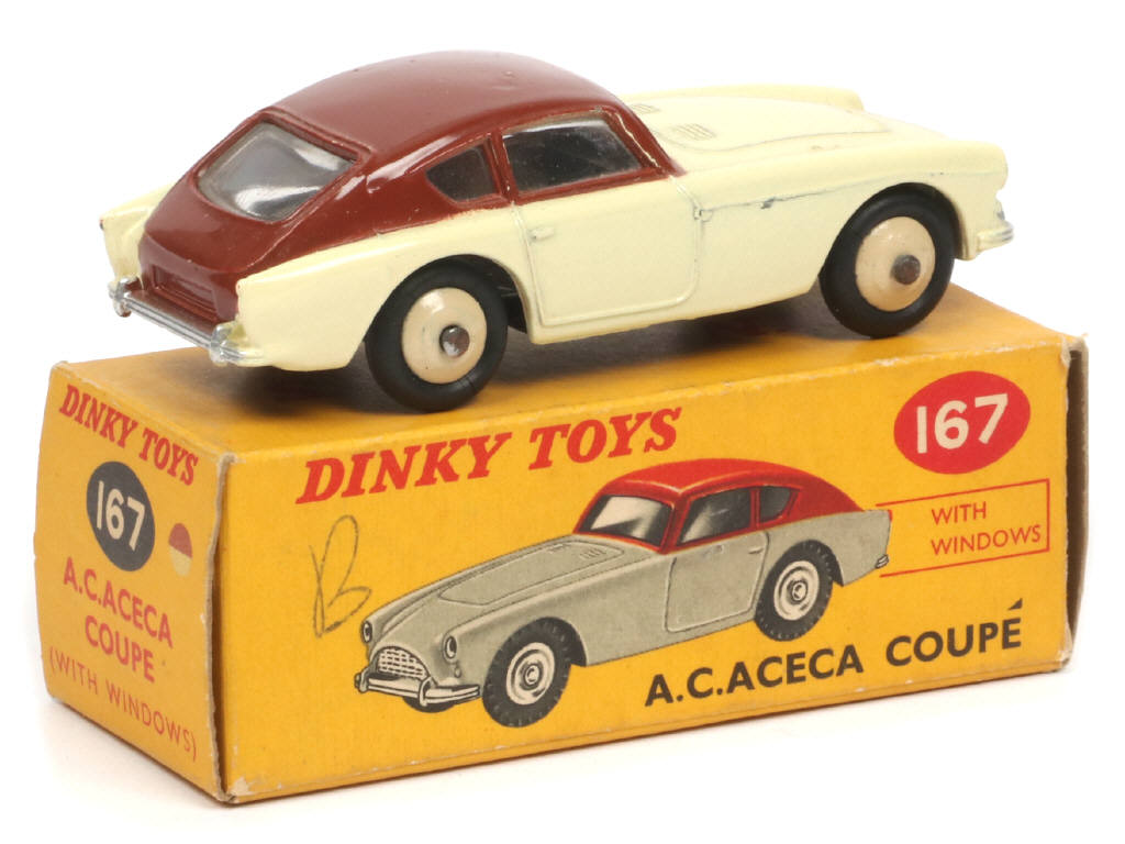 Lot 447 - DINKY TOYS (GB) (1)