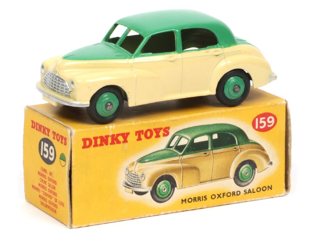 Lot 440 - DINKY TOYS (GB) (1)