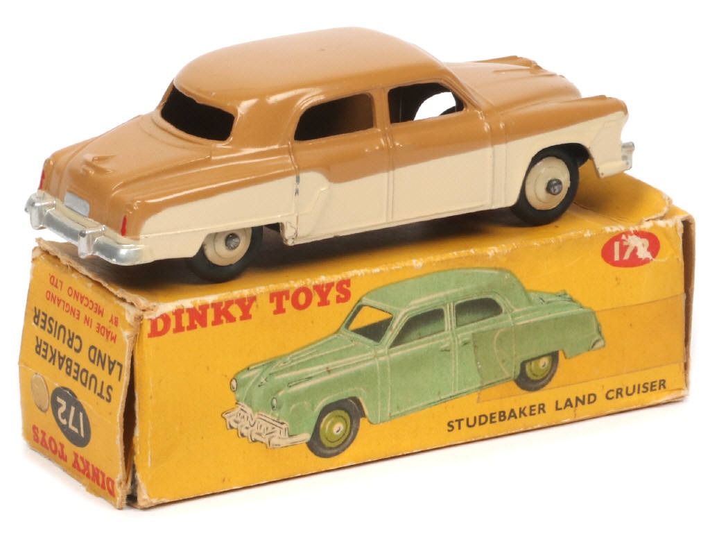 Lot 457 - DINKY TOYS (GB) (1)