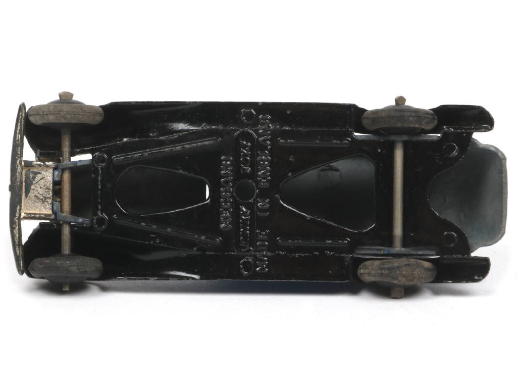 Lot 335 - DINKY TOYS (GB) (1)