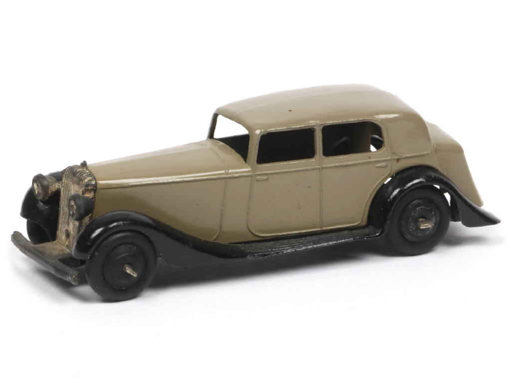 Lot 339 - DINKY TOYS (GB) (1)