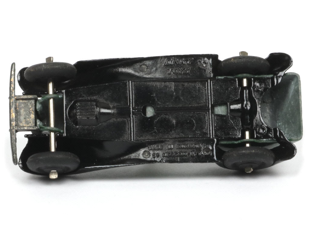 Lot 380 - DINKY TOYS (GB) (1)