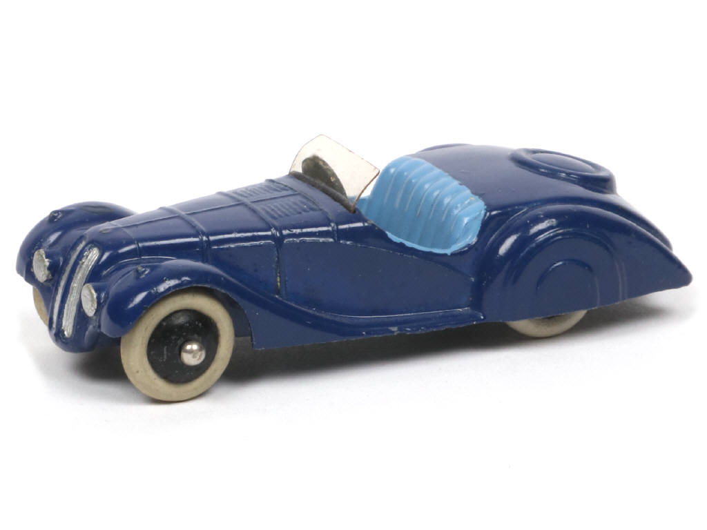 Lot 386 - DINKY TOYS (GB) (1)