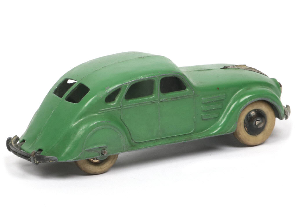 Lot 325 - DINKY TOYS (GB) (1)