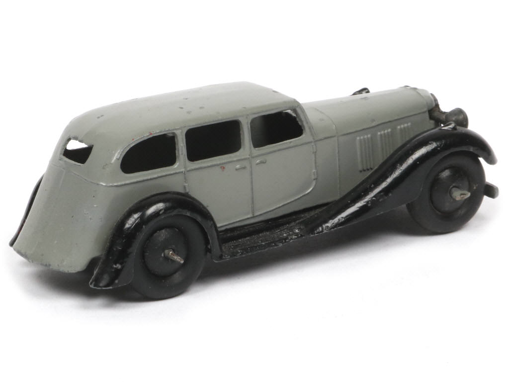 Lot 353 - DINKY TOYS (GB) (1)