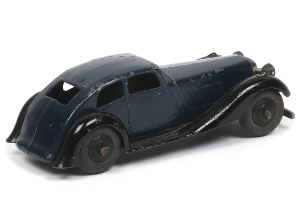 Lot 376 - DINKY TOYS (GB) (1)