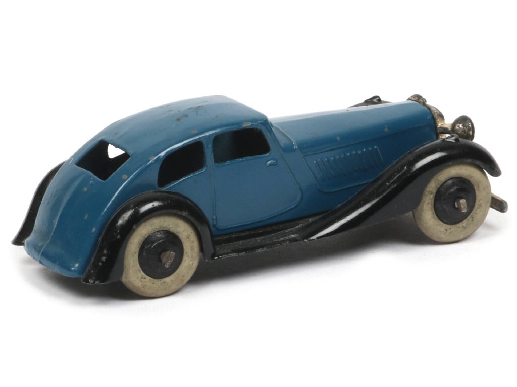 Lot 372 - DINKY TOYS (GB) (1)