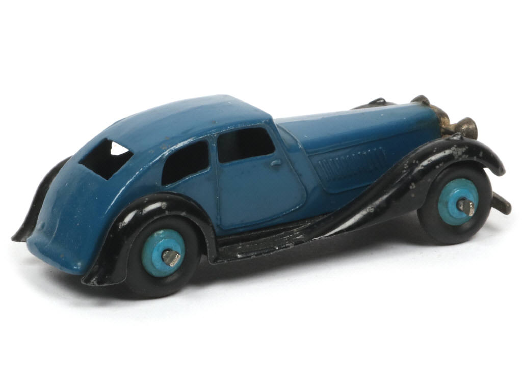 Lot 374 - DINKY TOYS (GB) (1)