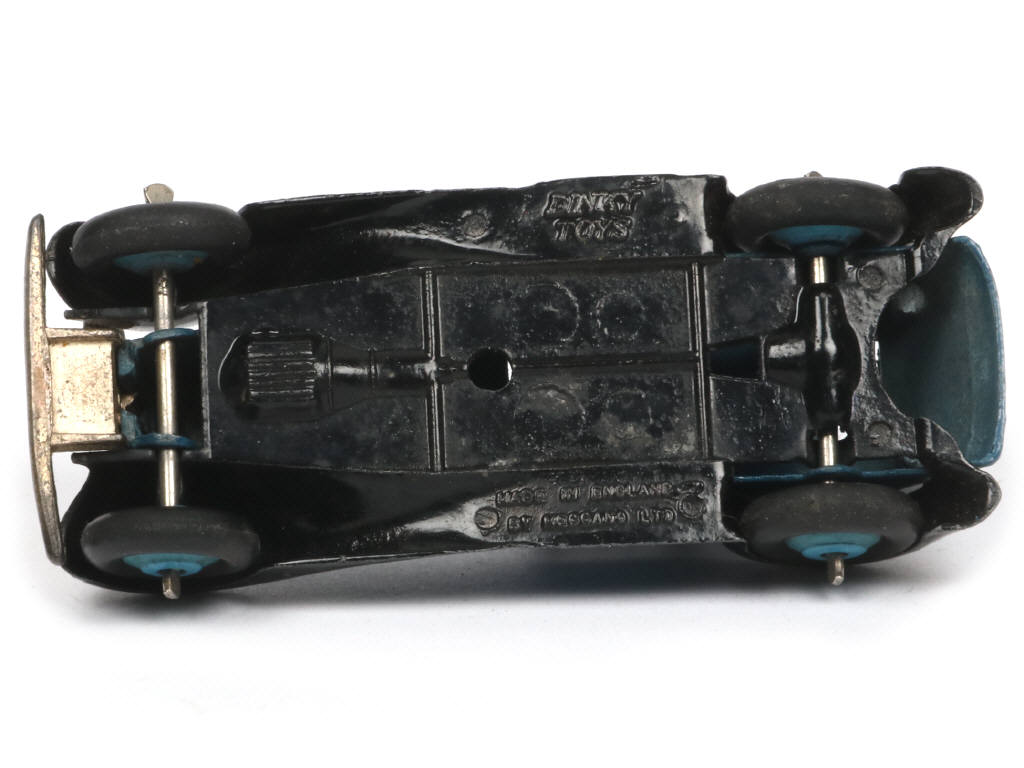 Lot 374 - DINKY TOYS (GB) (1)