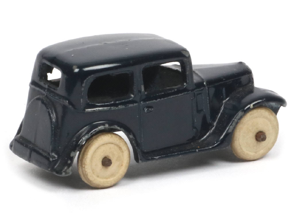 Lot 418 - DINKY TOYS (GB) (1)