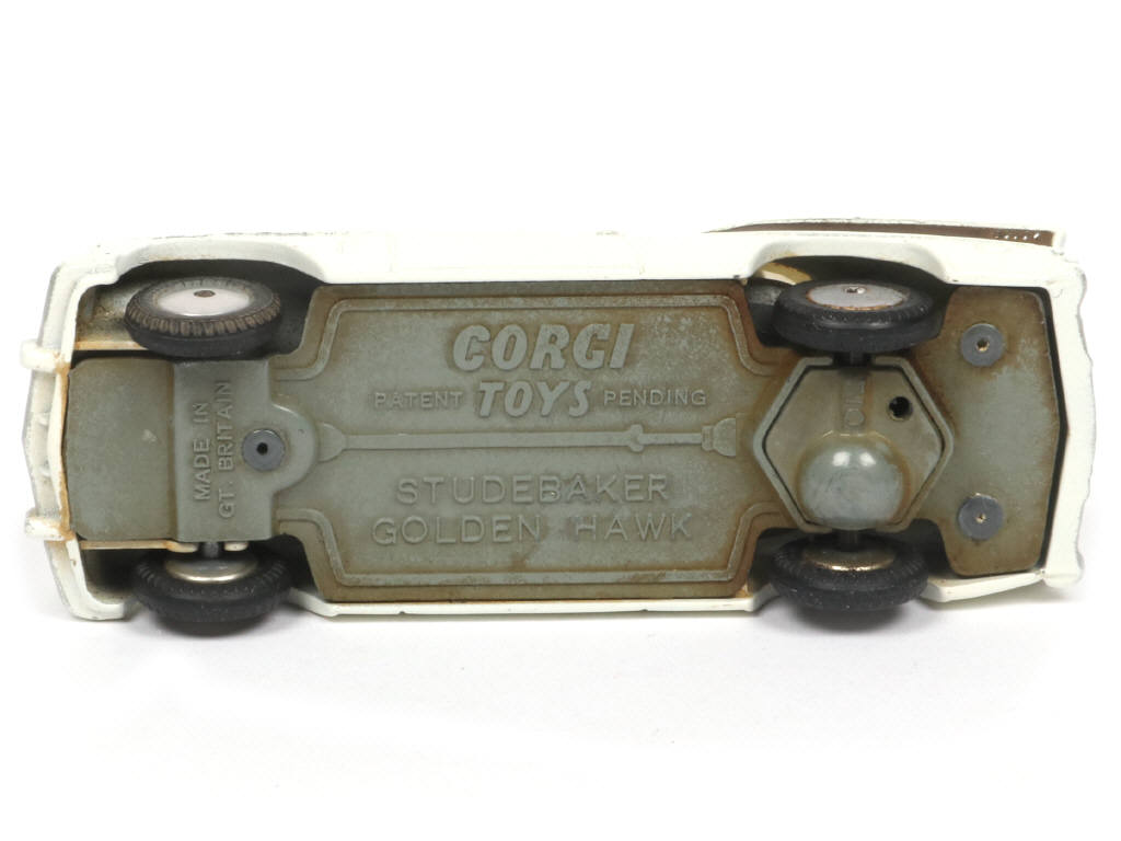 Lot 238 - CORGI TOYS (GB) (1)