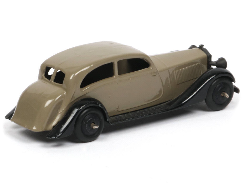 Lot 330 - DINKY TOYS (GB) (1)